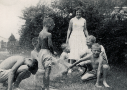 Philip, Jimmy in diaper, Aunt Ruth Backer Pickering  Uncle Dick-Richard Pickering 17th BR La. Summer hose fight