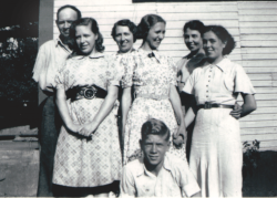 Uncle Happy, Edna Baker, Columbia Baker, Ruth Baker, Aunt Edna-Columbia's Sister, Ginnie  William (Bill) Baker